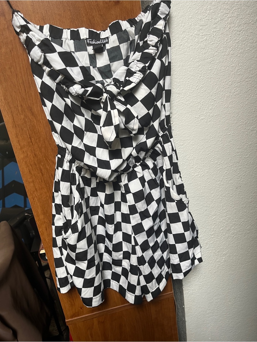 Fashion web Black & White Checkered Strapless Romper with Front Tie
